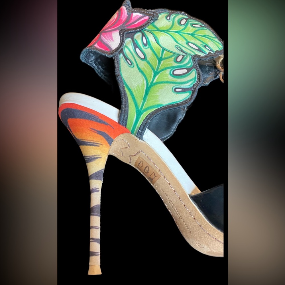 Sophia Webster Jungle Leaf and Flower Ankle Tie Heels - Picture 7 of 11